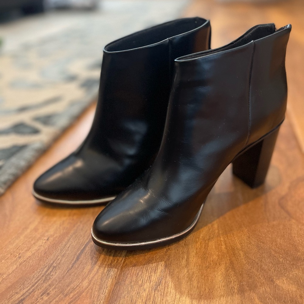 Ted Baker Black Leather Ankle Boots with Rose Gold Trim